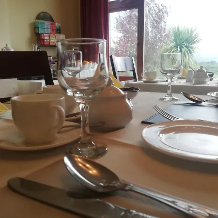 O'sheas Ceol Na Habhann 4* Kenmare