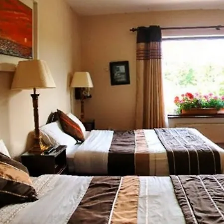 O'sheas Ceol Na Habhann Bed & Breakfast 4*