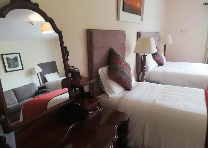 לינה וארוחת בוקר O'sheas Ceol Na Habhann