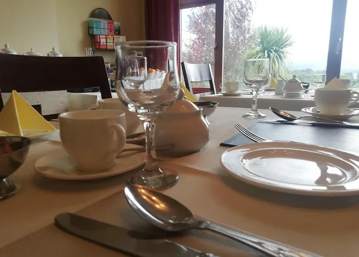 O'sheas Ceol Na Habhann 4* 켄마어